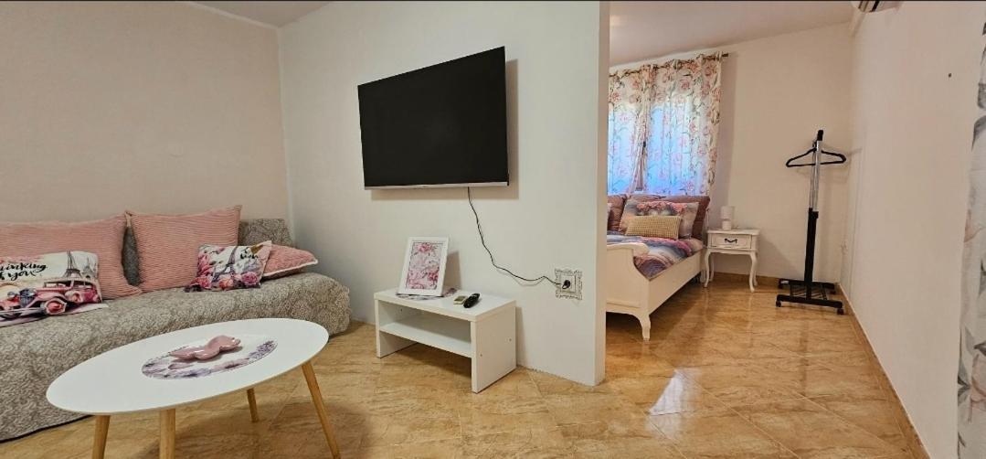 Apartment Miska & Studio Roki Dračevac Esterno foto
